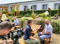klient PappaProgramu ve věznici Bělušice - natáčení rozhovoru do médií